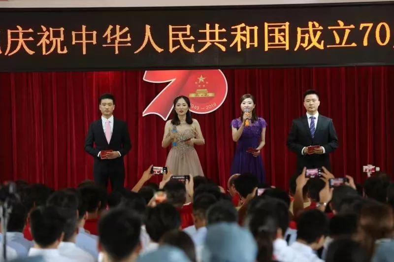 在学校遭受校园暴力父母不理解怎么办？游戏画面